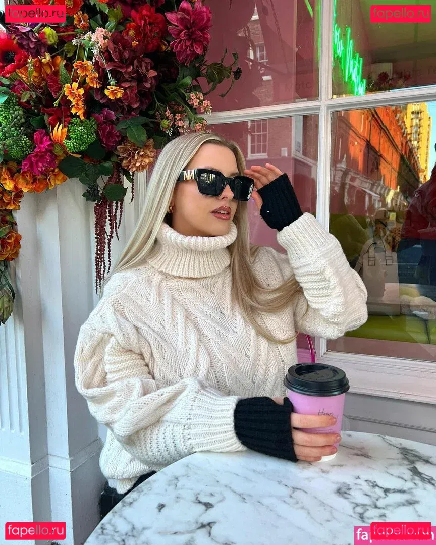 Amber R Brightman Onlyfans Photo Gallery 