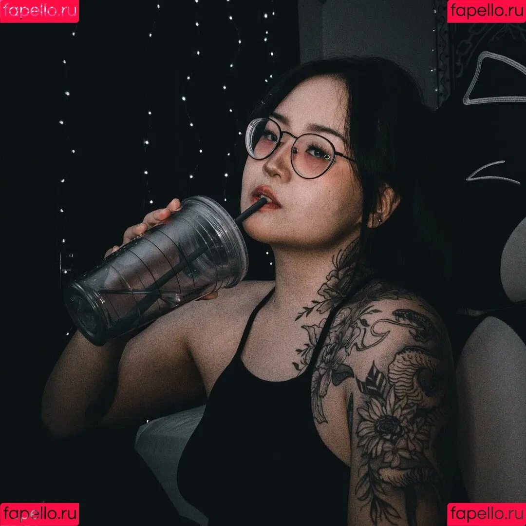 Akemyni Onlyfans Photo Gallery 