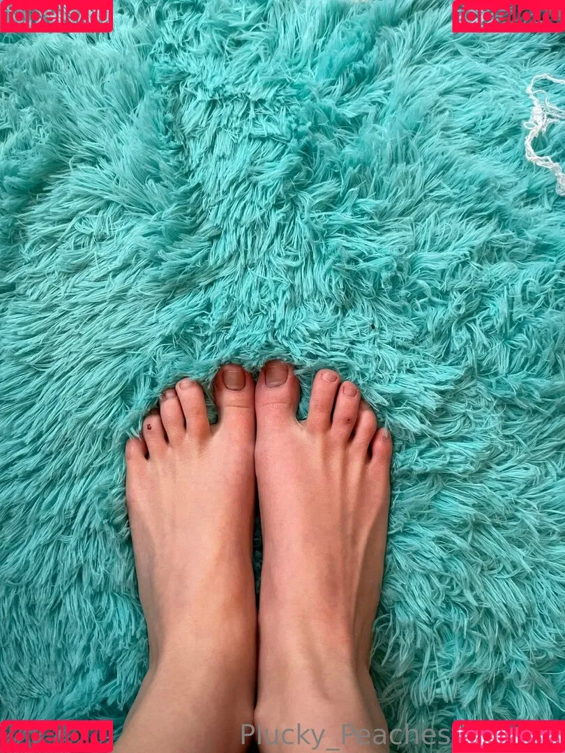 pluckypeaches Onlyfans Photo Gallery 