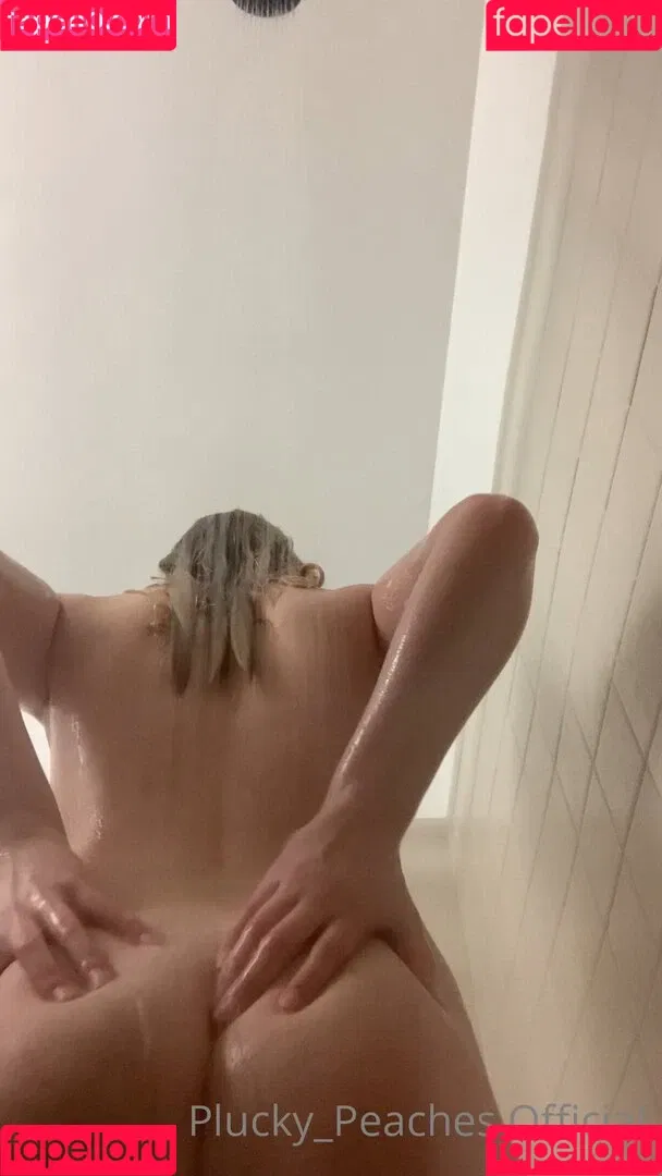 pluckypeaches Onlyfans Photo Gallery 