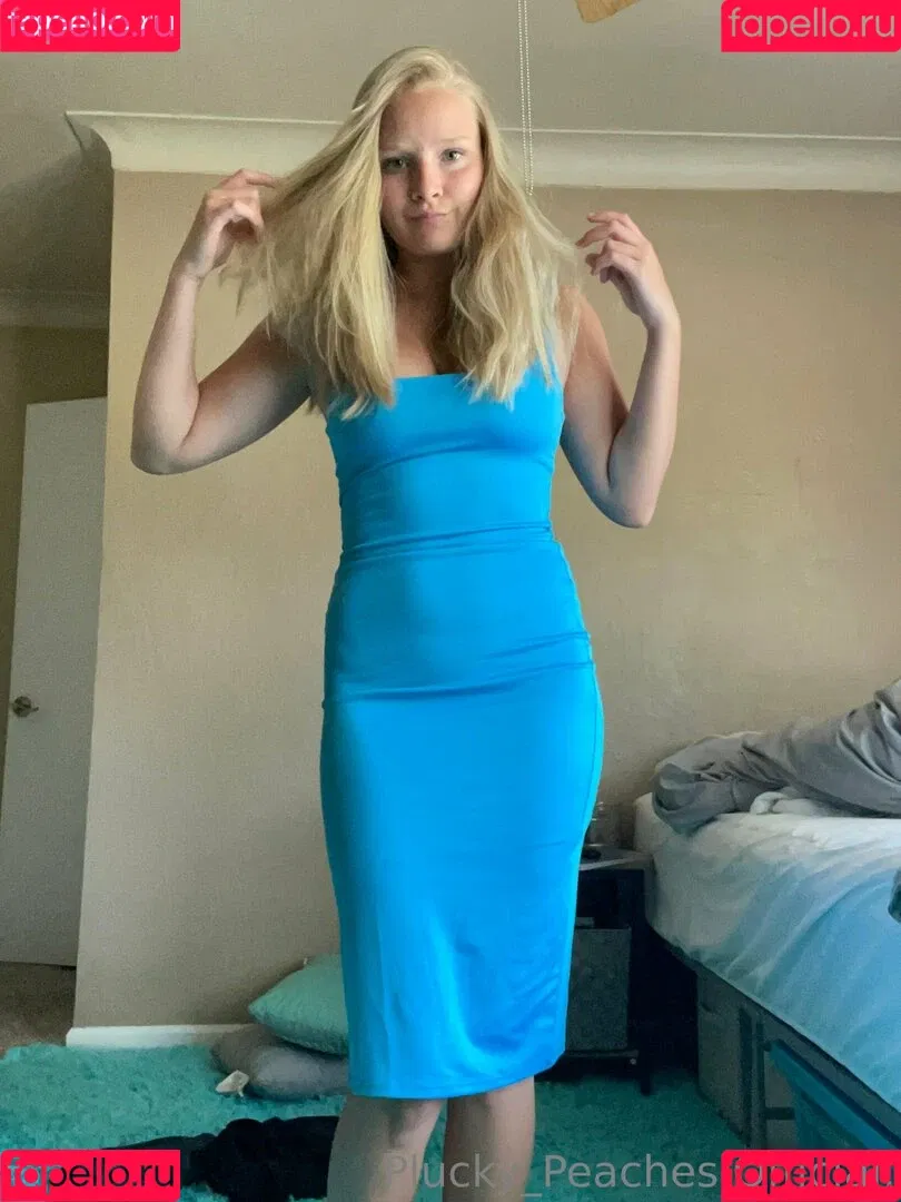 pluckypeaches Onlyfans Photo Gallery 