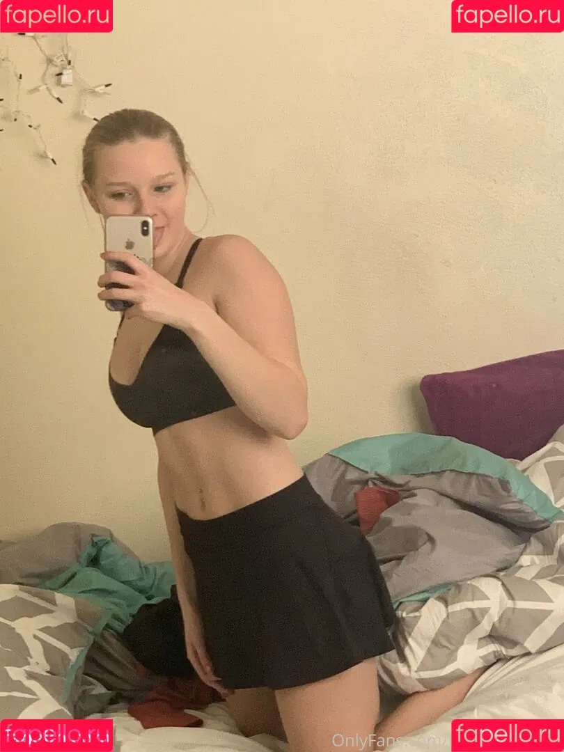 pluckypeaches Onlyfans Photo Gallery 
