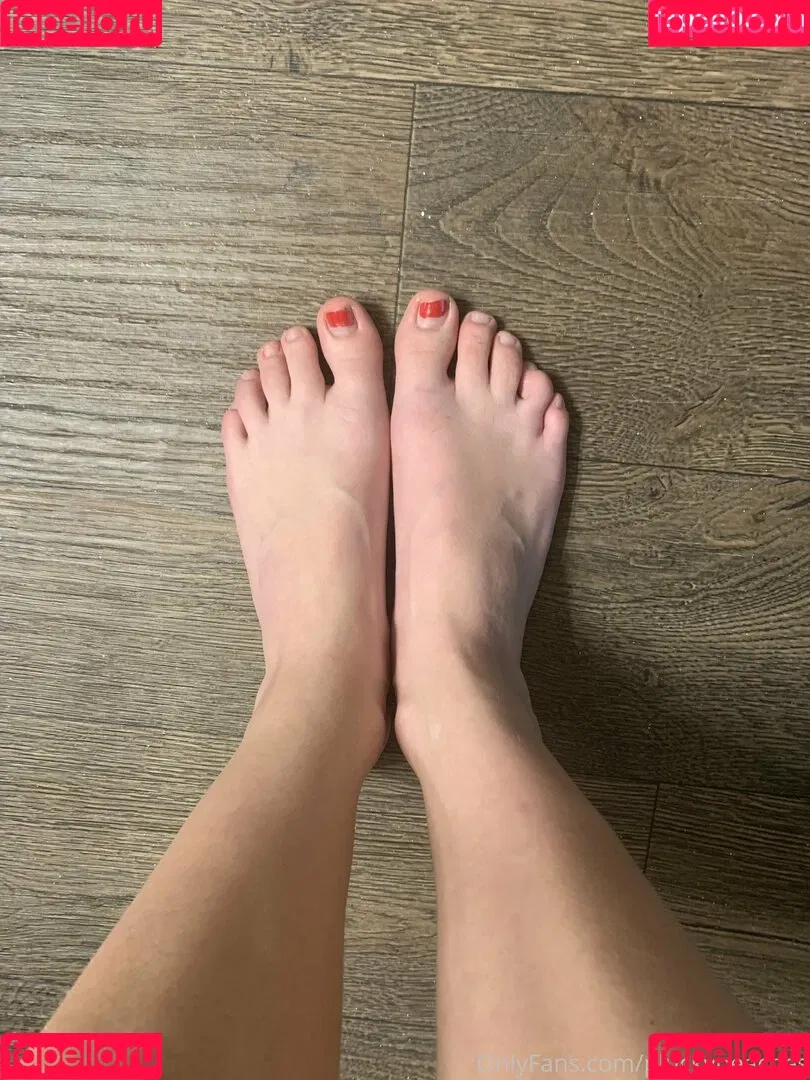 pluckypeaches Onlyfans Photo Gallery 