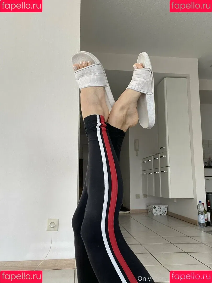 k.flexiblefeet Onlyfans Photo Gallery 