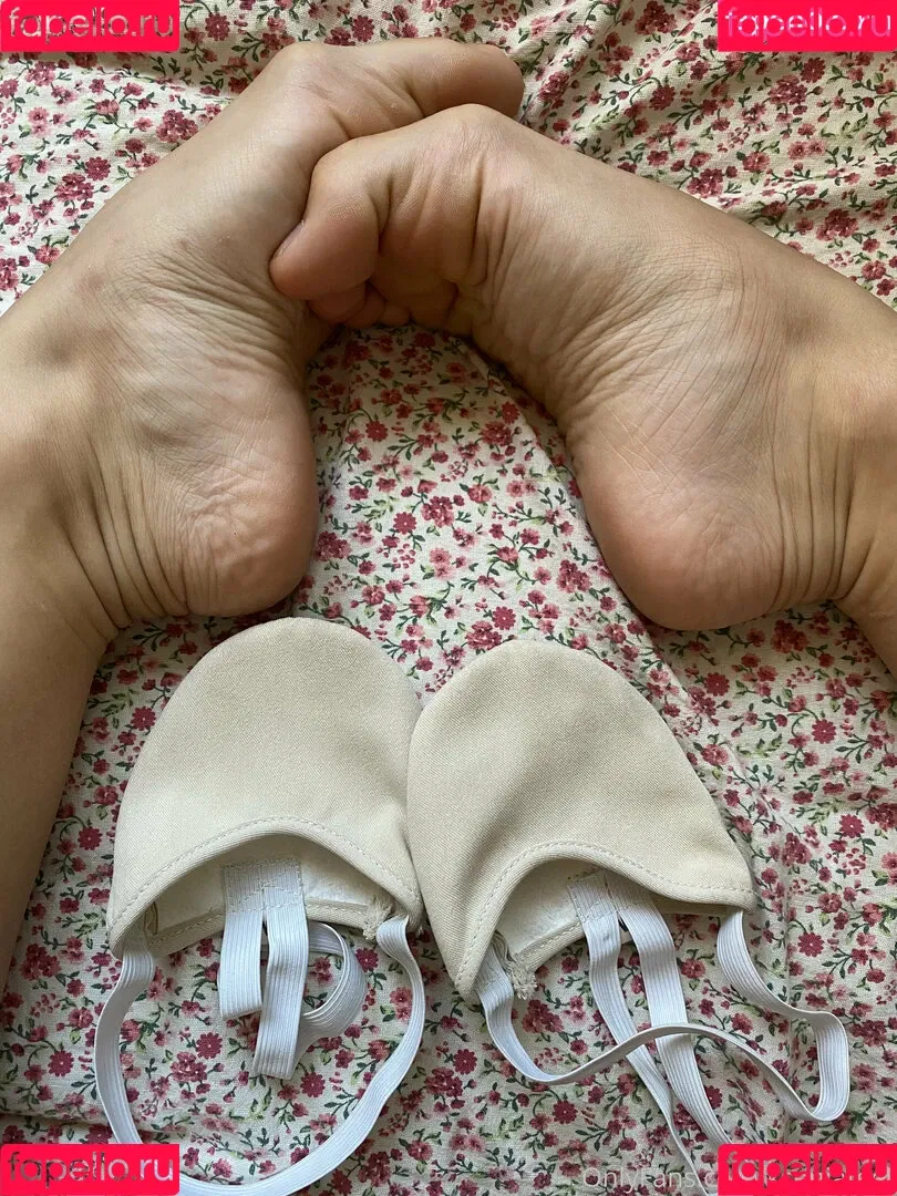 k.flexiblefeet Onlyfans Photo Gallery 