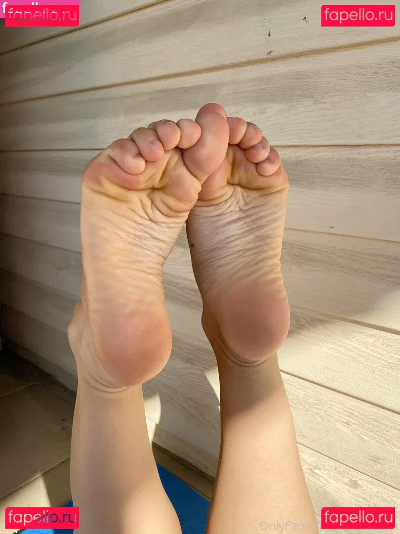 k.flexiblefeet Onlyfans Photo Gallery 