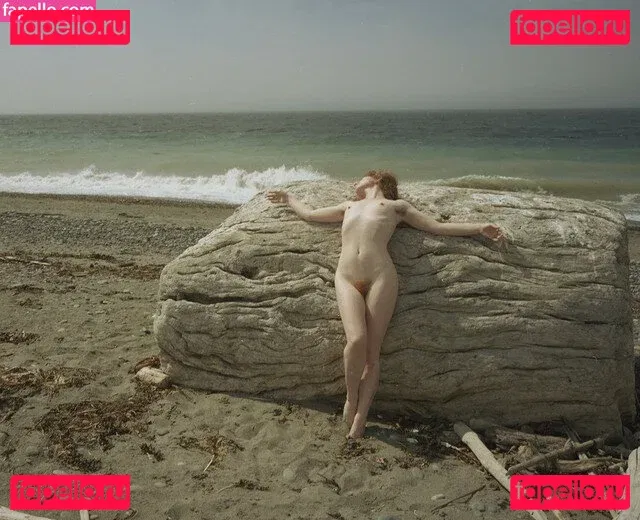 Liv Sage Onlyfans Photo Gallery 