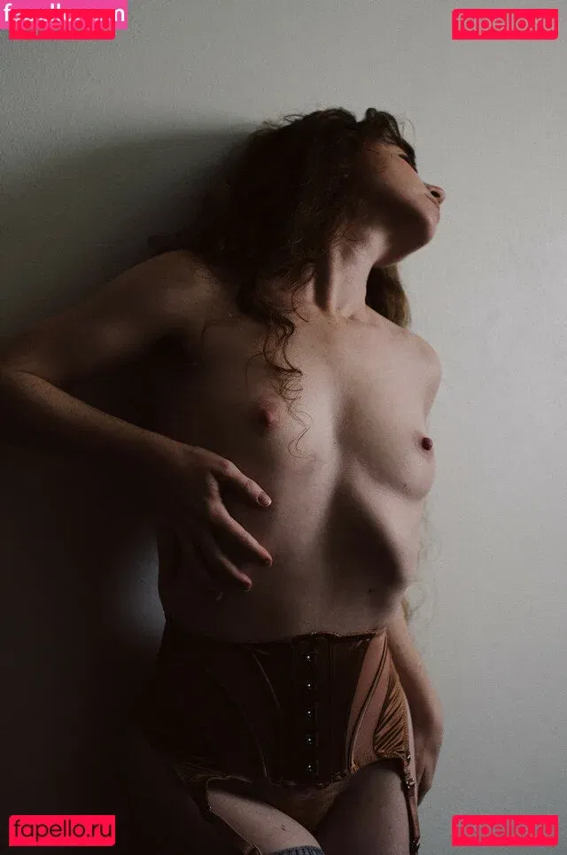 Liv Sage Onlyfans Photo Gallery 