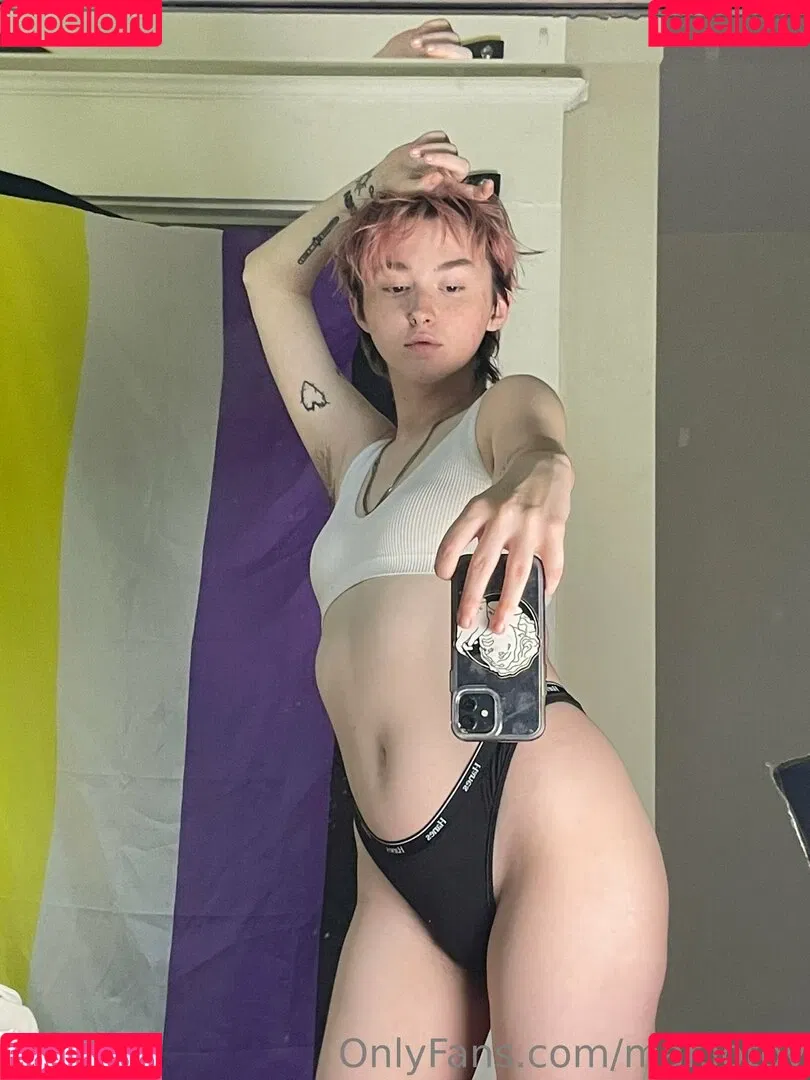 mar.lotov Onlyfans Photo Gallery 