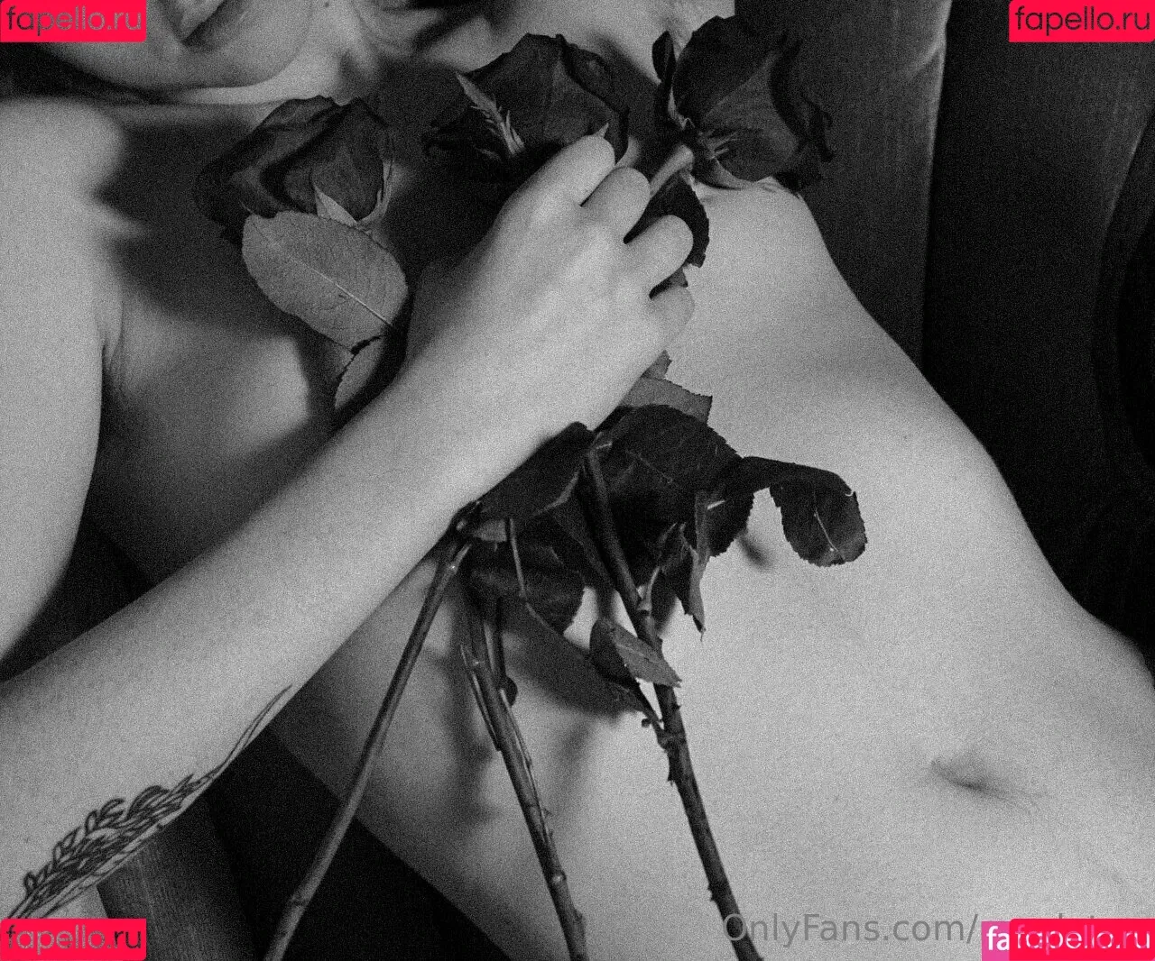 mar.lotov Onlyfans Photo Gallery 