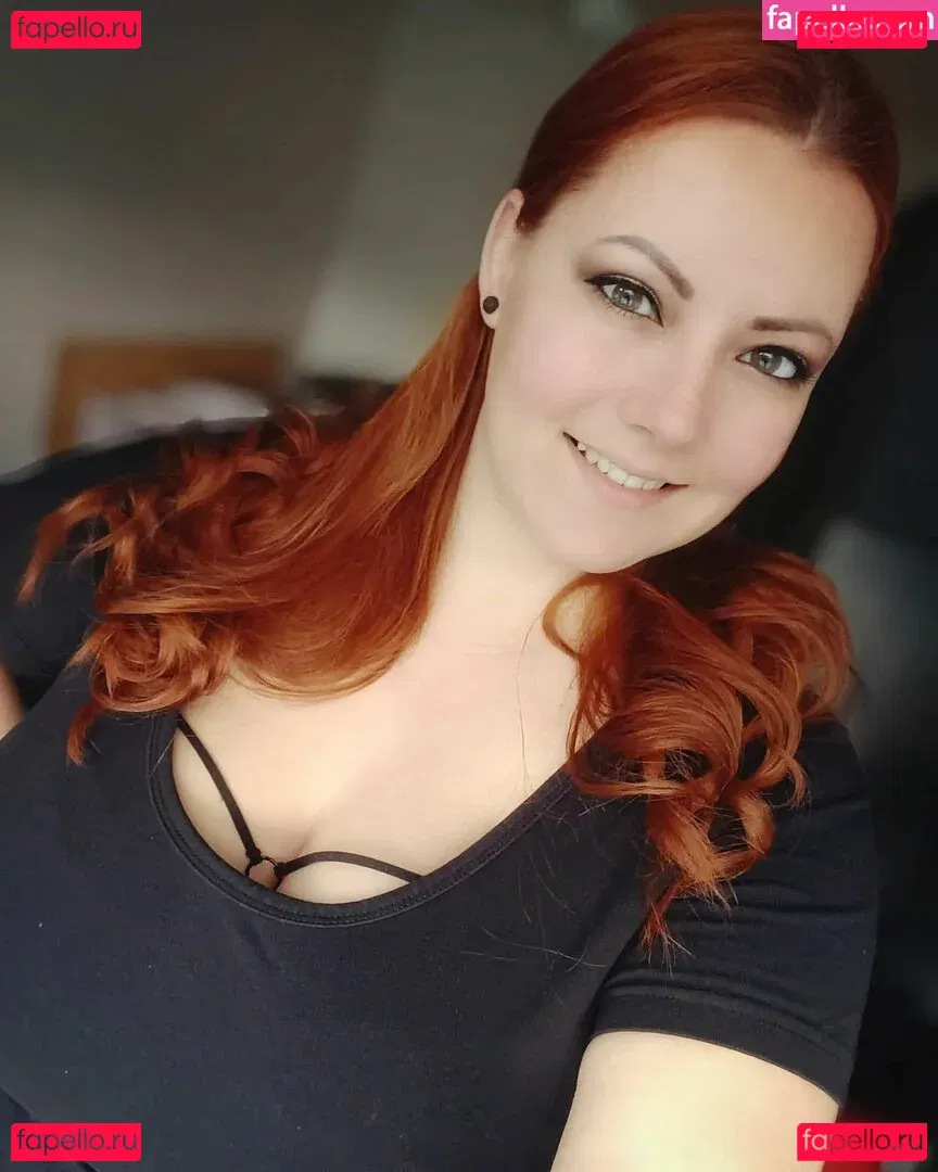 mar.lotov Onlyfans Photo Gallery 