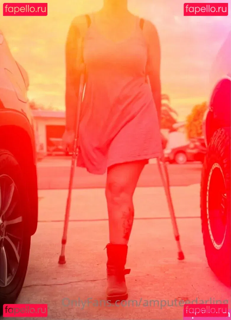 amputeedarling Onlyfans Photo Gallery 