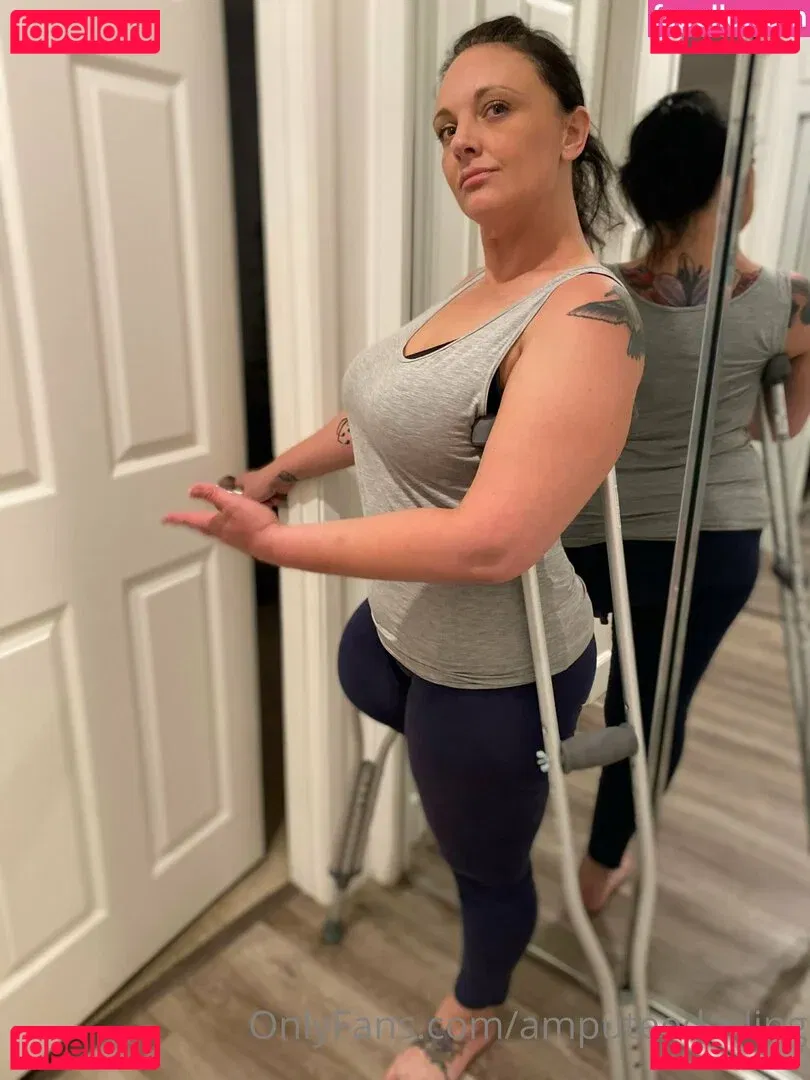 amputeedarling Onlyfans Photo Gallery 