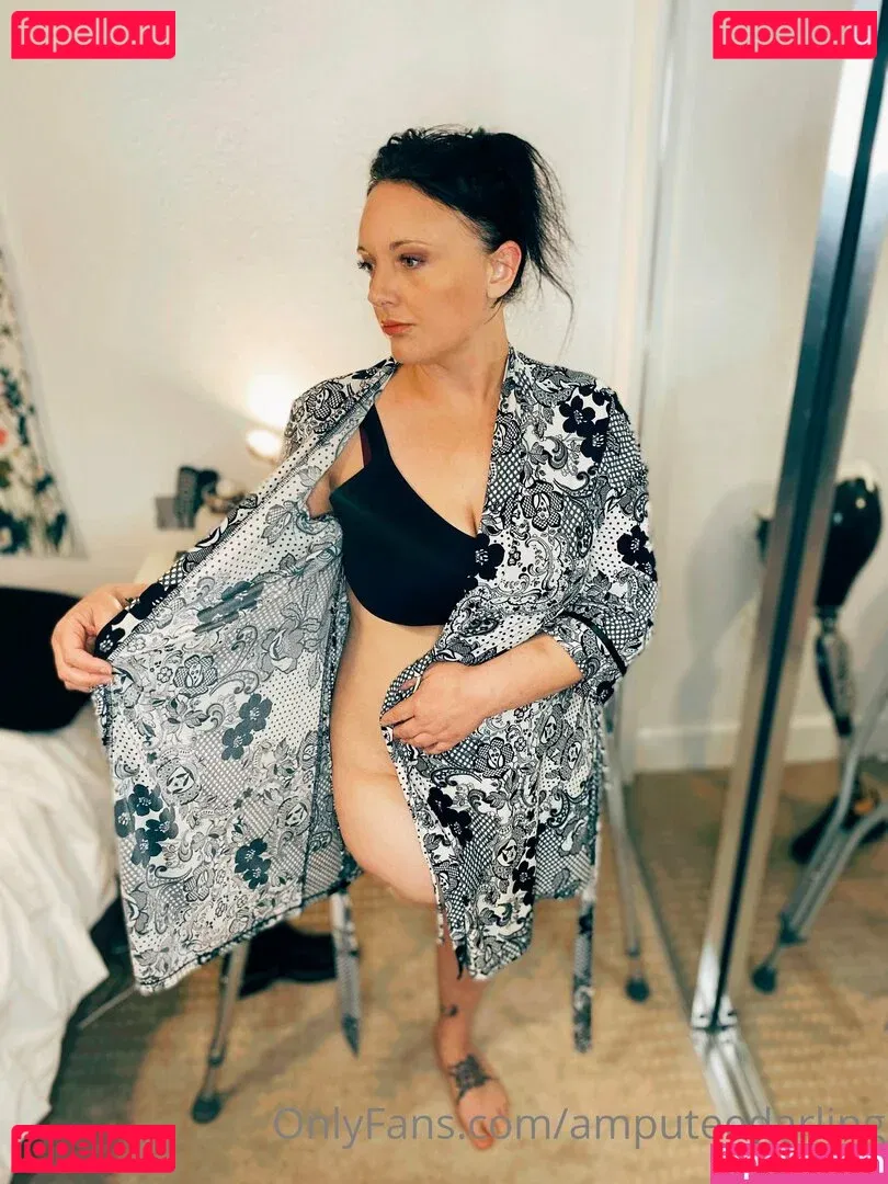 amputeedarling Onlyfans Photo Gallery 