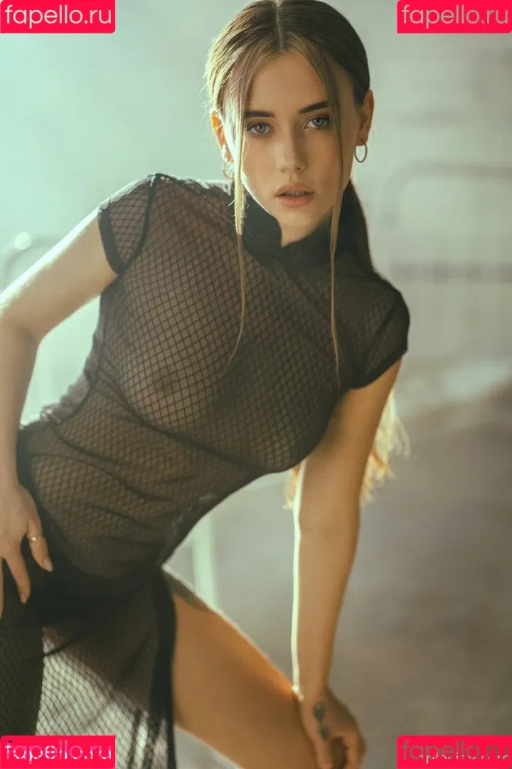 Anna Onlyfans Photo Gallery 