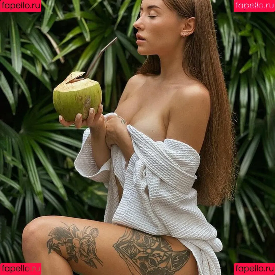 Anna Onlyfans Photo Gallery 