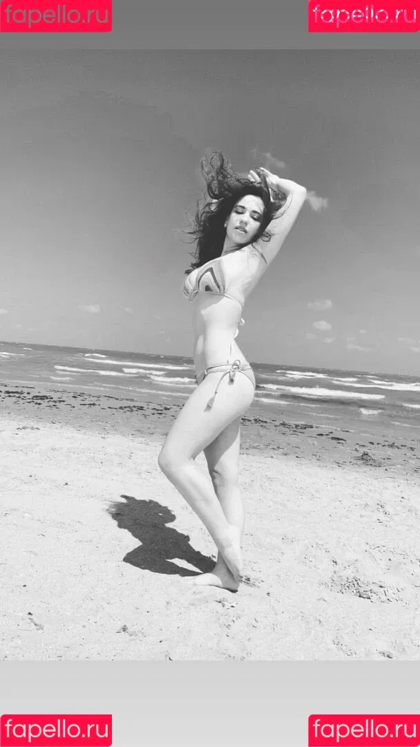 Stephanie Oustalet Onlyfans Photo Gallery 