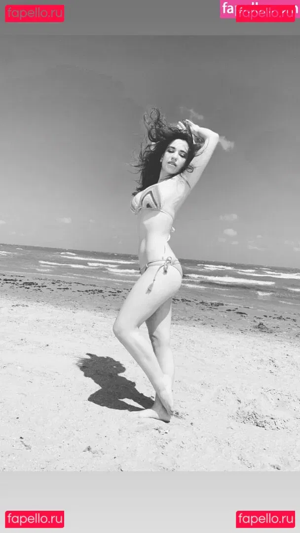 Stephanie Oustalet Onlyfans Photo Gallery 