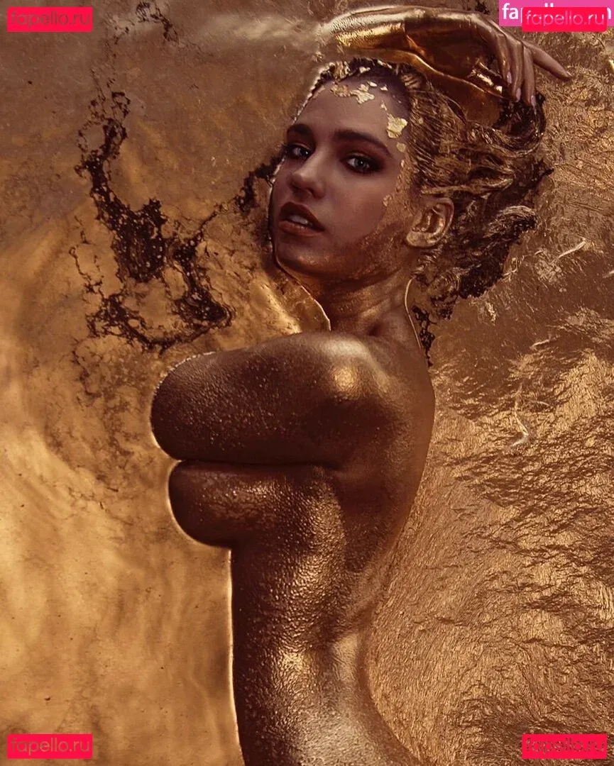 Stephanie Oustalet Onlyfans Photo Gallery 