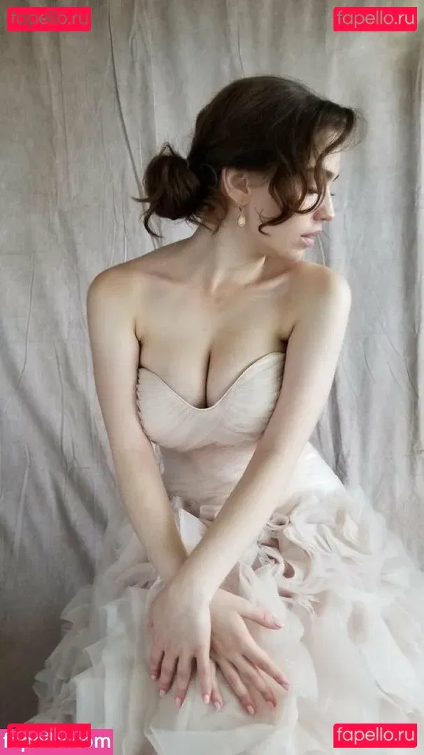 Stephanie Oustalet Onlyfans Photo Gallery 