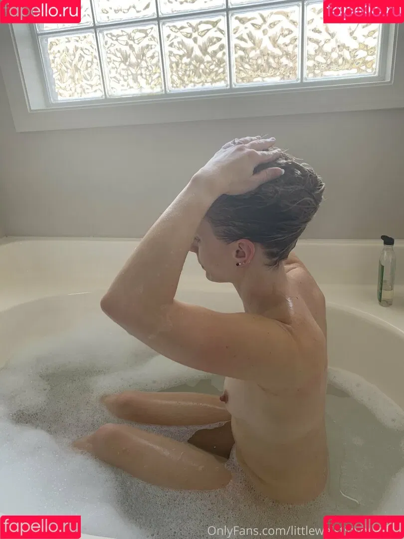 littlewaistinyourface Onlyfans Photo Gallery 