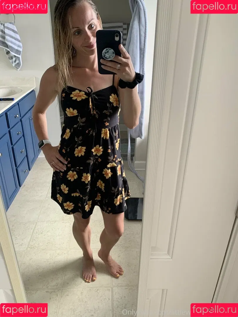 littlewaistinyourface Onlyfans Photo Gallery 