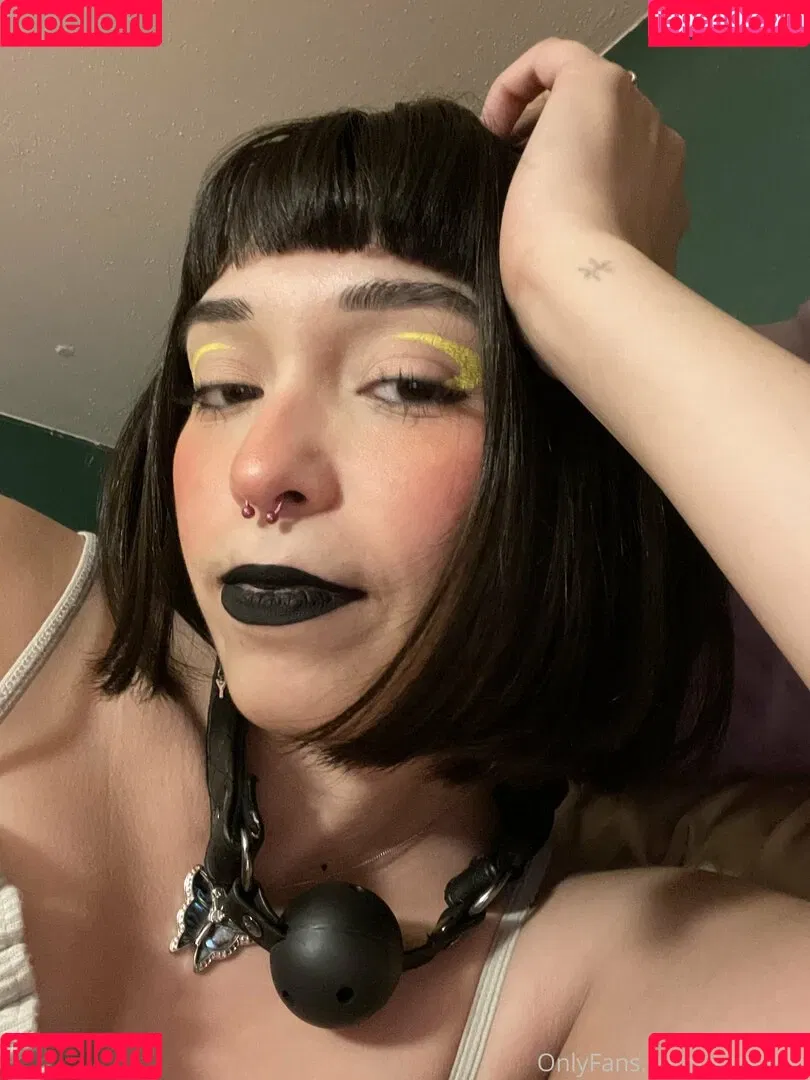 sexychamele0n Onlyfans Photo Gallery 