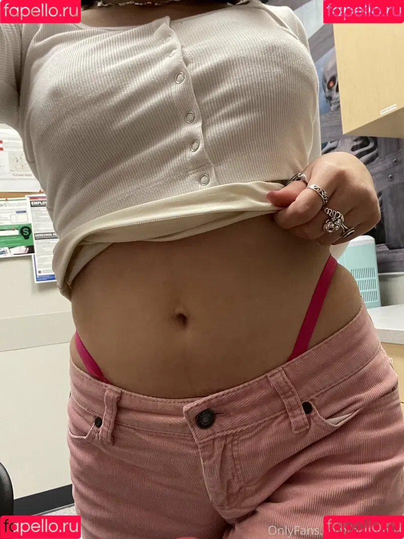 sexychamele0n Onlyfans Photo Gallery 