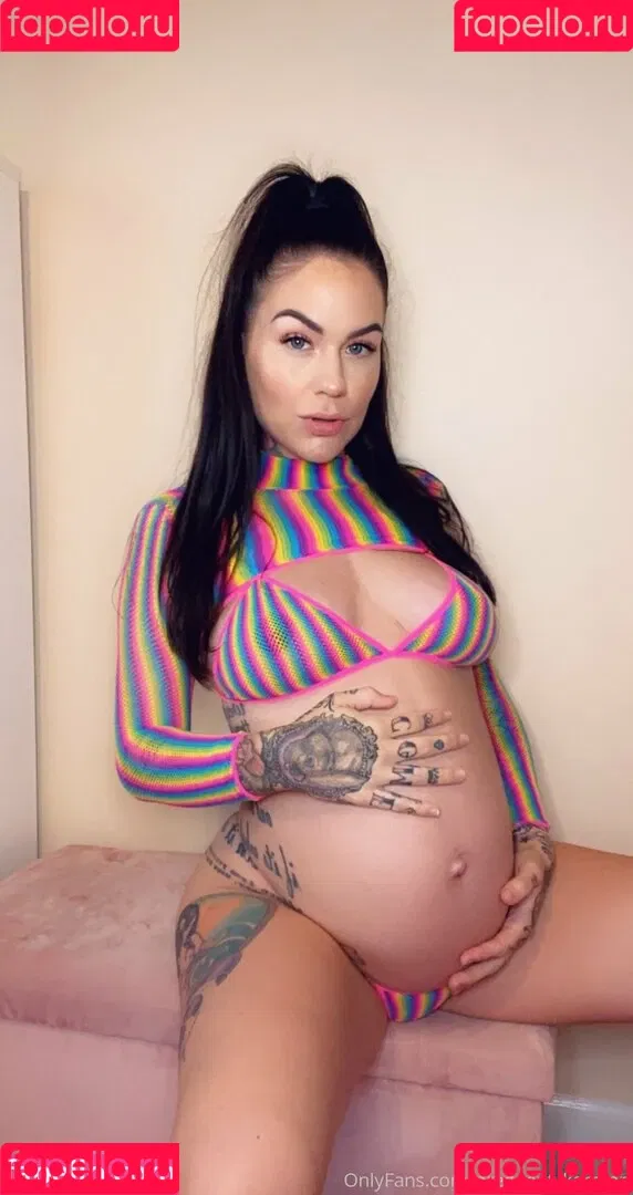 karmens_library Onlyfans Photo Gallery 