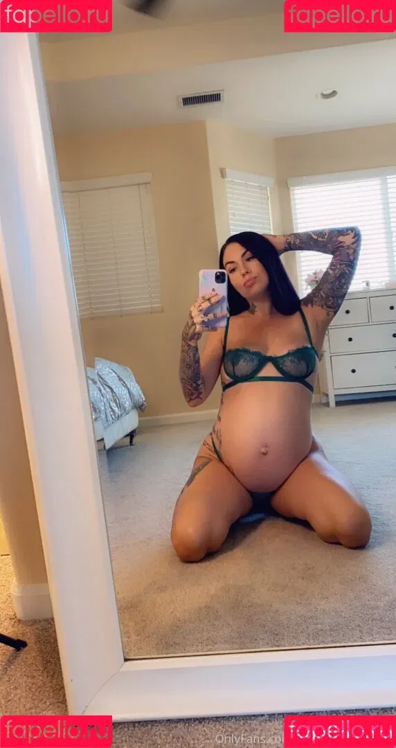 karmens_library Onlyfans Photo Gallery 