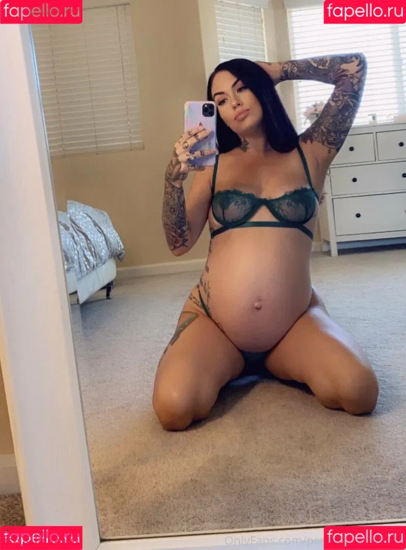 karmens_library Onlyfans Photo Gallery 
