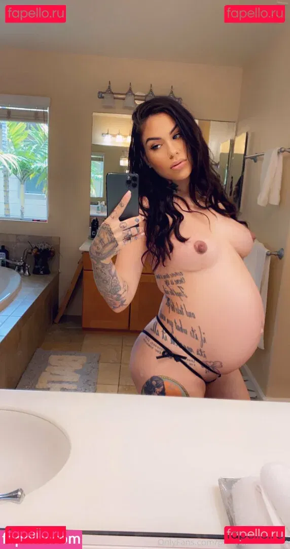 karmens_library Onlyfans Photo Gallery 