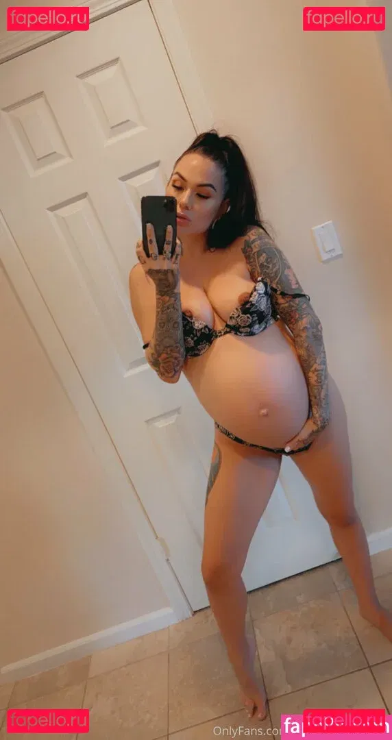 karmens_library Onlyfans Photo Gallery 