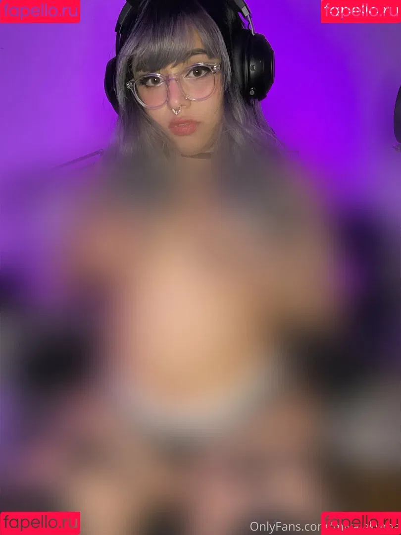 miya.akuma Onlyfans Photo Gallery 