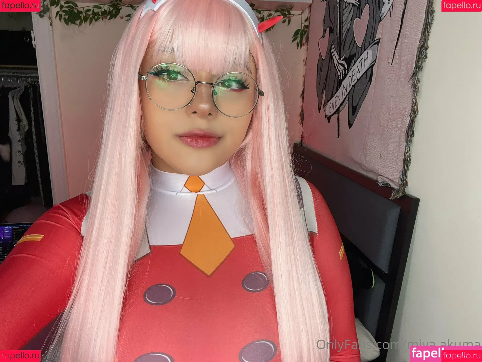 miya.akuma Onlyfans Photo Gallery 
