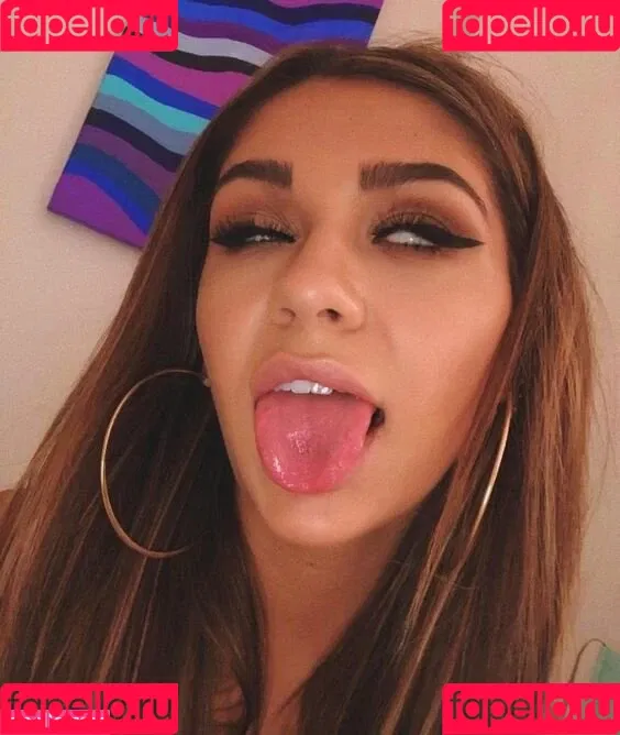 Andrea Russett Onlyfans Photo Gallery 