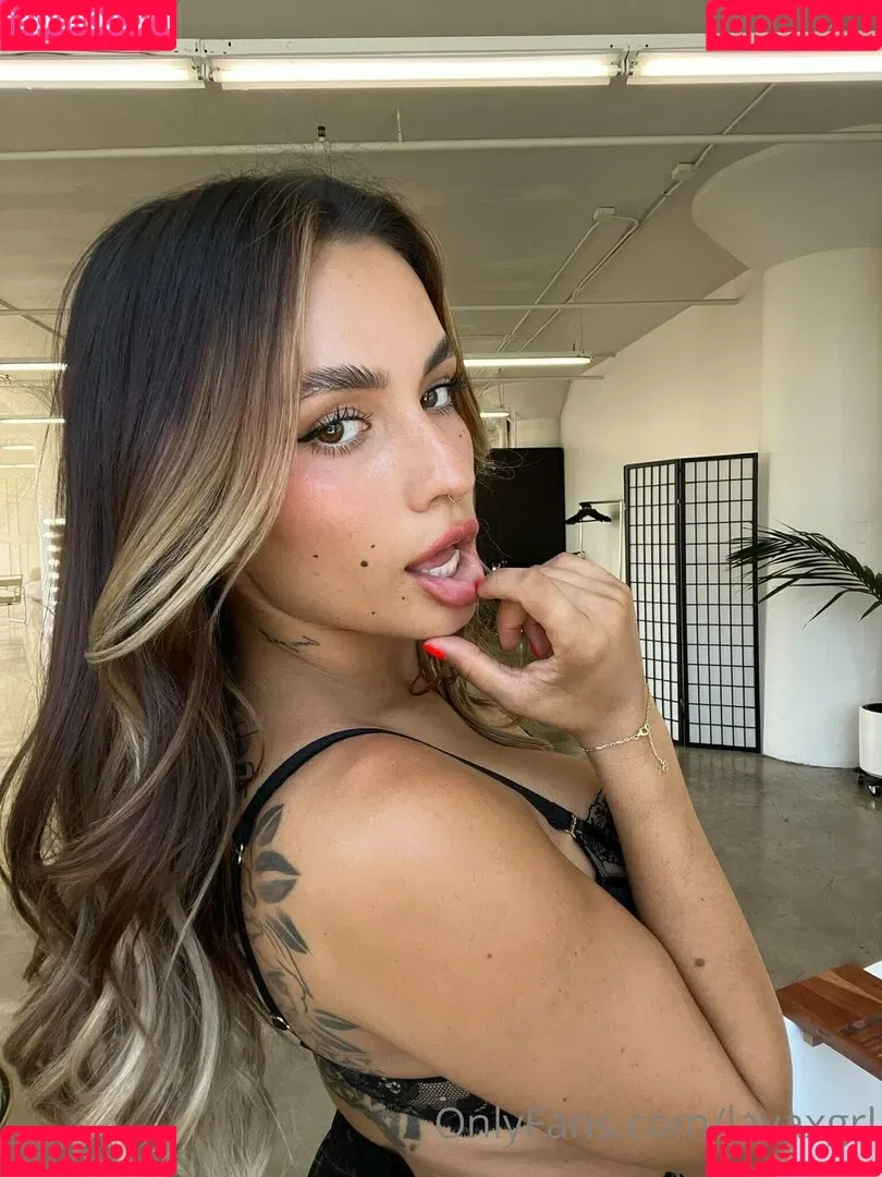 Lavagrll Onlyfans Photo Gallery 