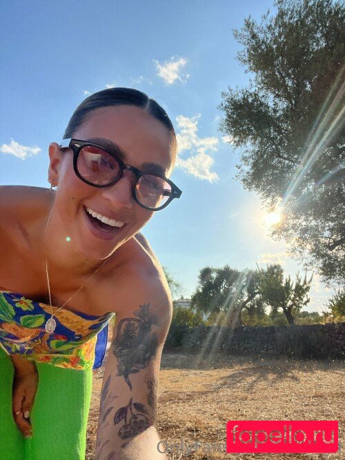 Lavagrll Nude Onlyfans Photo 6