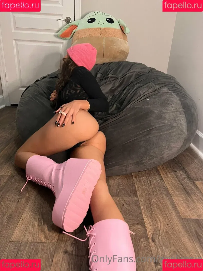 Anslirosie Onlyfans Photo Gallery 