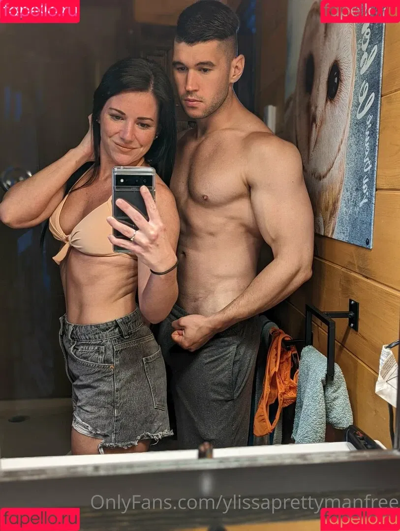 ylissaprettymanfree Onlyfans Photo Gallery 
