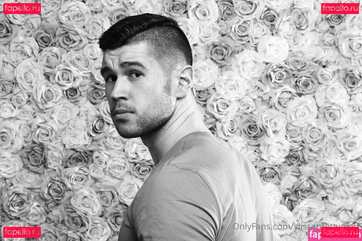 ylissaprettymanfree Onlyfans Photo Gallery 