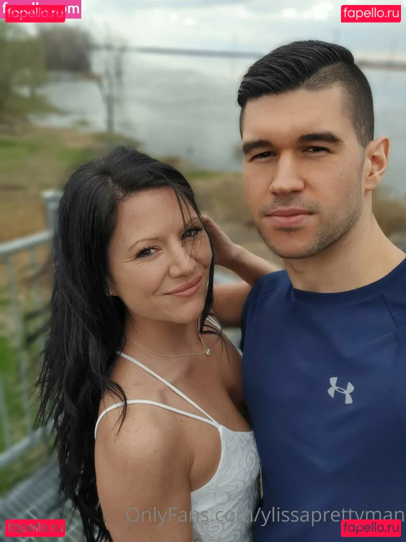 ylissaprettymanfree Onlyfans Photo Gallery 