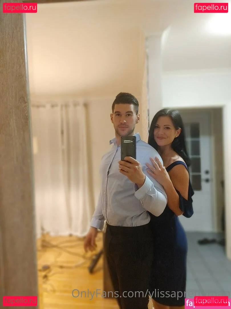 ylissaprettymanfree Onlyfans Photo Gallery 