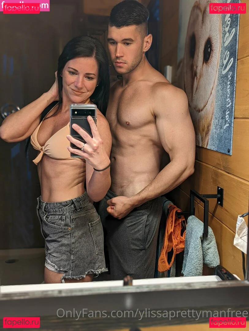 ylissaprettymanfree Onlyfans Photo Gallery 