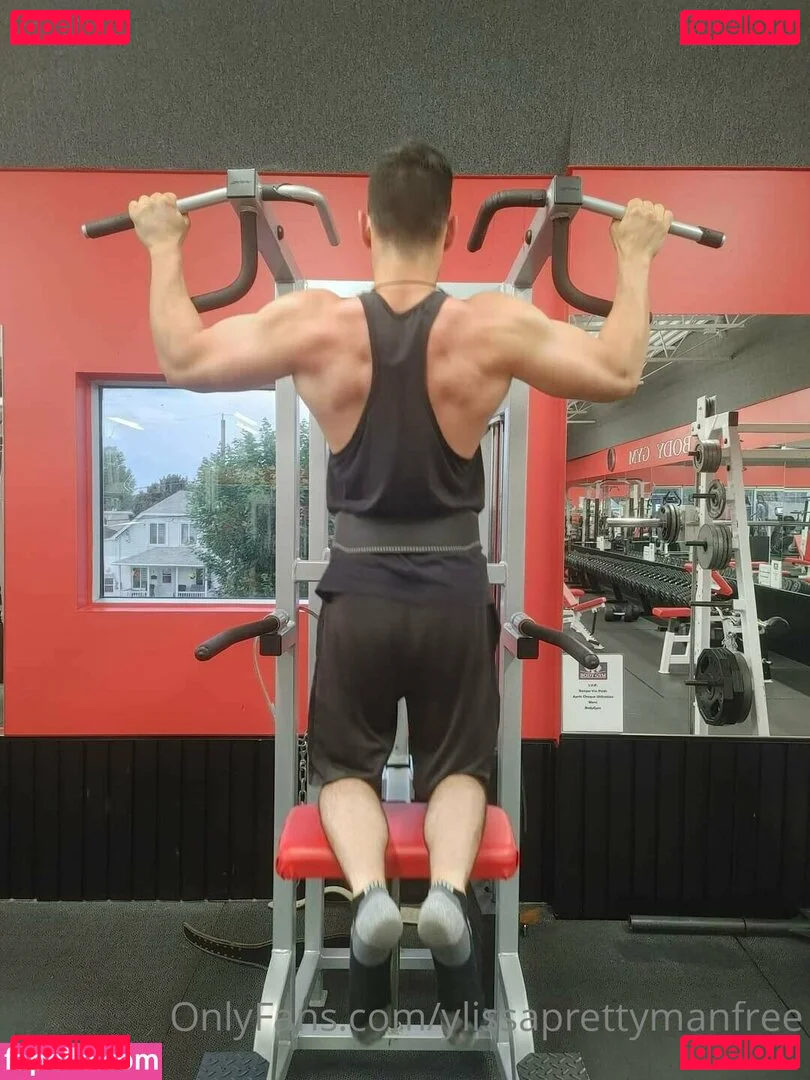 ylissaprettymanfree Onlyfans Photo Gallery 