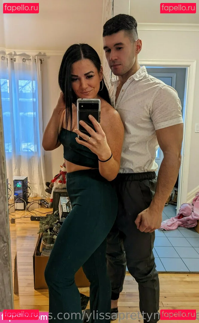 ylissaprettymanfree Onlyfans Photo Gallery 