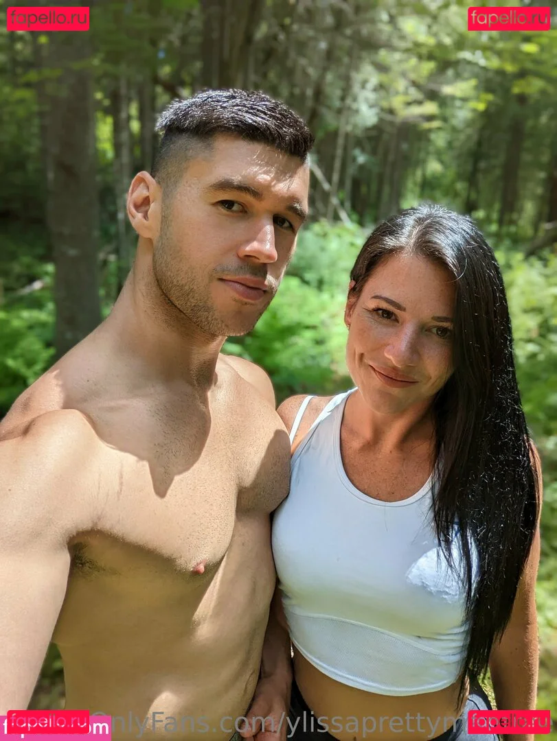 ylissaprettymanfree Onlyfans Photo Gallery 