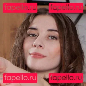 Busty Clary Onlyfans Photo Gallery 