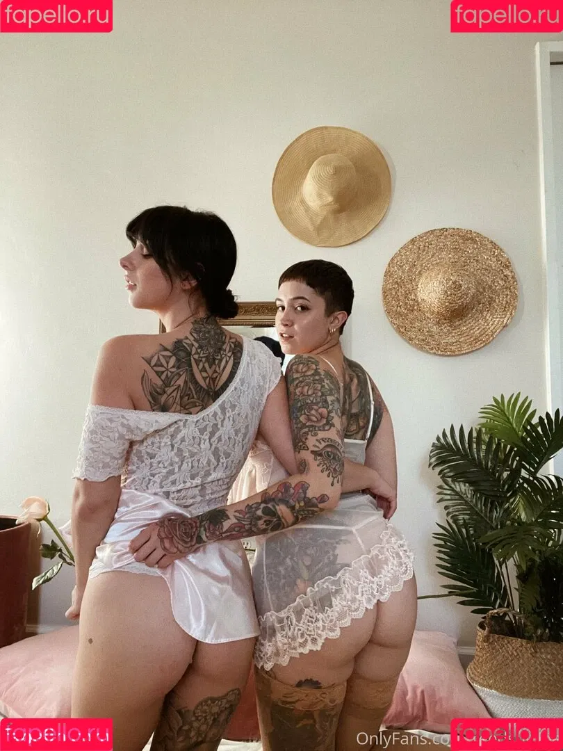 wakeynbakeynakey Onlyfans Photo Gallery 