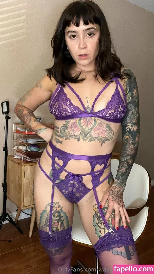 wakeynbakeynakey Onlyfans Photo Gallery 